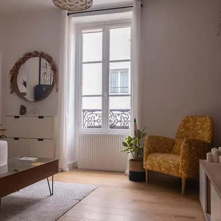 Charming Apartment All Comfort In Paris 18 Appartamento Parigi